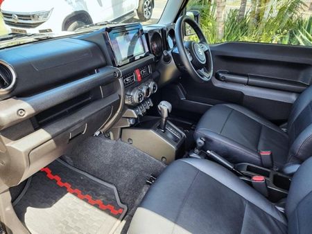 2022-Suzuki-Jimny-15-GLX-Auto_10