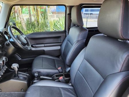 2022-Suzuki-Jimny-15-GLX-Auto_6