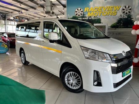 2020-Toyota-Quantum-28-GL-11-seat_0