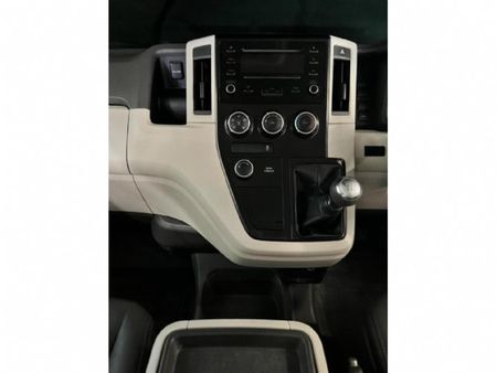 2020-Toyota-Quantum-28-GL-11-seat_8