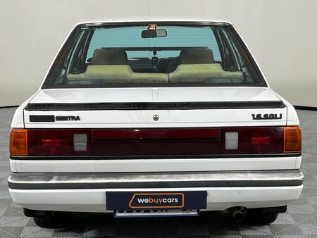 1990-Nissan-Sentra-16-SGLi_16