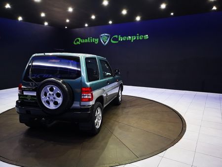 2001-Mitsubishi-Pajero-iO-16-3-dr_6