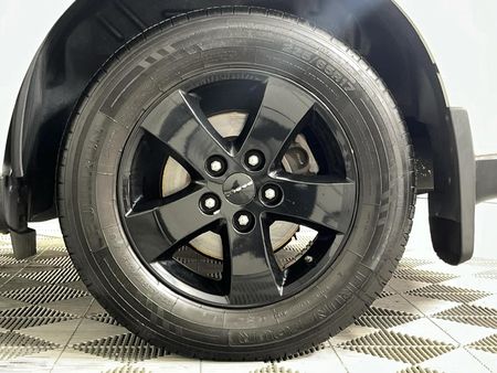 2012-Dodge-Journey-36-V6-SXT-Auto_6
