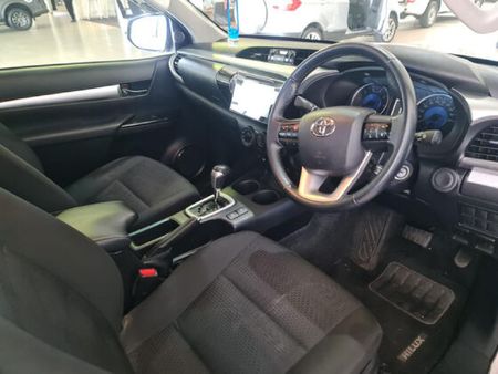 2018-Toyota-Hilux-28-GD-6-Raised-Body-Raider-Auto-Single-Cab_9