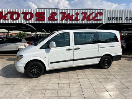 2005-Mercedes-Benz-Vito-115-CDI-CrewBus_3
