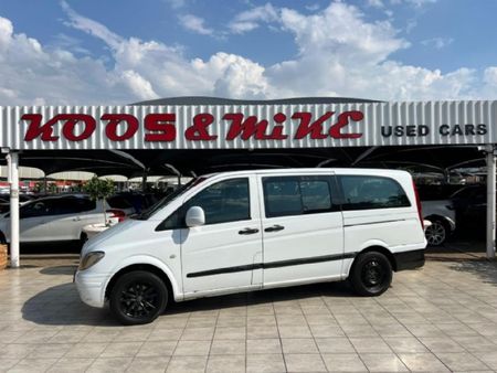 2005-Mercedes-Benz-Vito-115-CDI-CrewBus_4