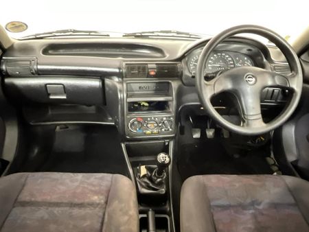 1999-Opel-Astra-Euro-160i_1