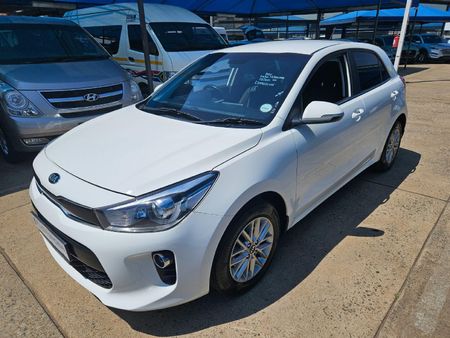 2020-Kia-Rio-14-EX-5-dr_4
