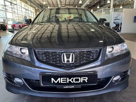 2006-Honda-Accord-24-Type-S_9