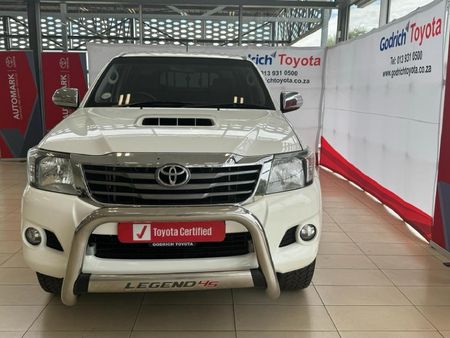 2015-Toyota-Hilux-30-D-4D-Legend-45-4x4-Double-Cab_1