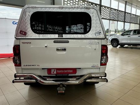 2015-Toyota-Hilux-30-D-4D-Legend-45-4x4-Double-Cab_7