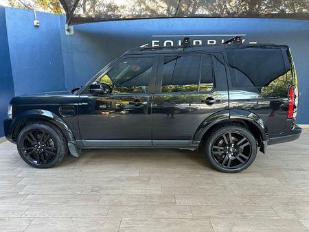 2014-Land-Rover-Discovery-4-30-TD-SD-V6-SE_1