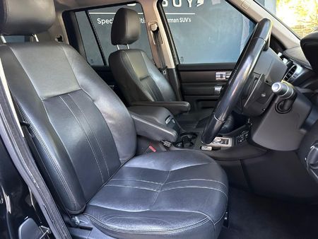 2014-Land-Rover-Discovery-4-30-TD-SD-V6-SE_6
