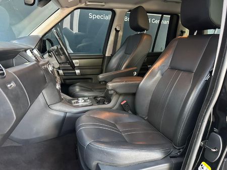 2014-Land-Rover-Discovery-4-30-TD-SD-V6-SE_7