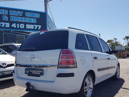 2007-Opel-Zafira-16-Essentia_3