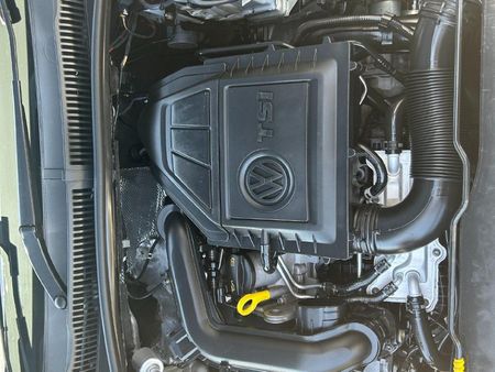 2021-Volkswagen-Polo-GP-10-TSI-R-Line-Auto_2