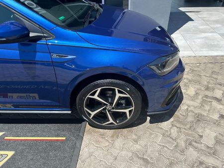 2021-Volkswagen-Polo-GP-10-TSI-R-Line-Auto_3