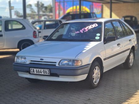 1992-Ford-Laser-13_1