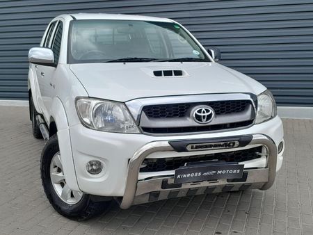 2011-Toyota-Hilux-30-D-4D-Raider-4x4-Double-Cab_2