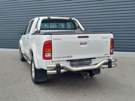 2011-Toyota-Hilux-30-D-4D-Raider-4x4-Double-Cab_6