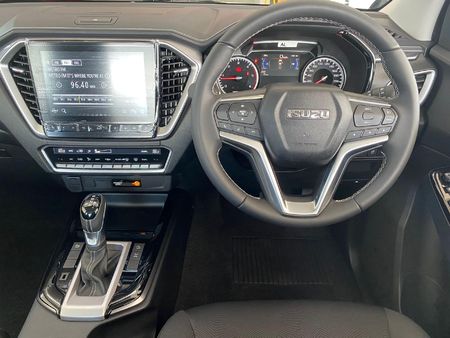 2024-Isuzu-D-Max-30-DDI-LSE-Auto-Extended-Cab_3