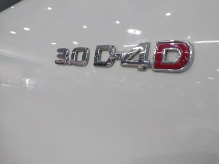2015-Toyota-Hilux-30-D-4D-Legend-45-Raised-Body-Double-Cab_19
