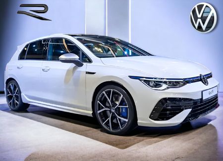 2024-Volkswagen-Golf-8-20-TSI-R-DSG_0