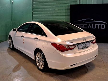 2012-Hyundai-Sonata-24-GLS-Executive-Auto_9