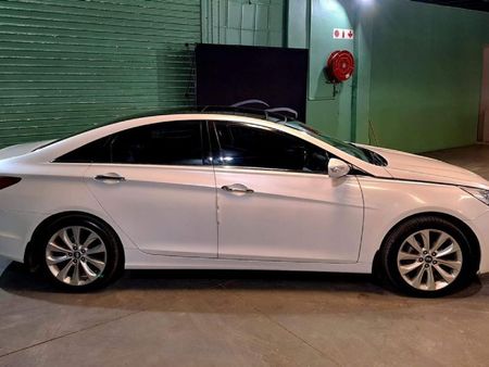 2012-Hyundai-Sonata-24-GLS-Executive-Auto_1