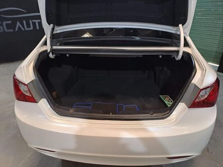 2012-Hyundai-Sonata-24-GLS-Executive-Auto_7