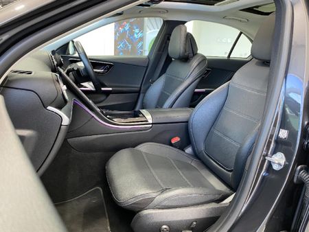 2022-Mercedes-Benz-C-Class-C-200-Auto_10