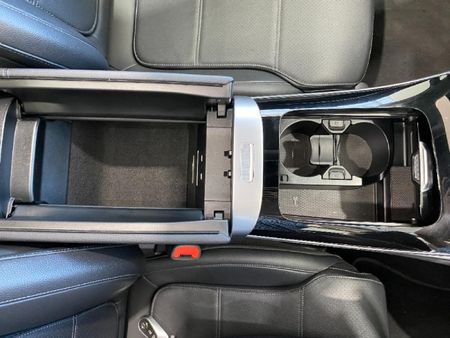 2022-Mercedes-Benz-C-Class-C-200-Auto_14