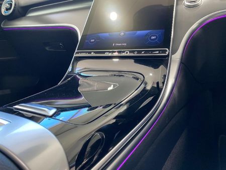 2022-Mercedes-Benz-C-Class-C-200-Auto_16