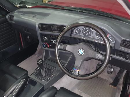 1986-BMW-3-Series-325i-Cabriolet_7