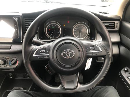 2024-Toyota-Rumion-15-SX_8
