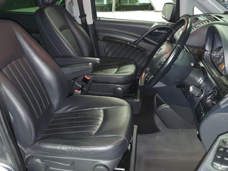 2014-Mercedes-Benz-Viano-30-CDI-Ambiente-Auto_11