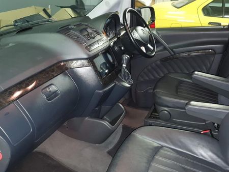 2014-Mercedes-Benz-Viano-30-CDI-Ambiente-Auto_14