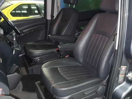 2014-Mercedes-Benz-Viano-30-CDI-Ambiente-Auto_16