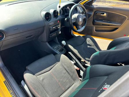 2006-SEAT-Ibiza-18T-Cupra-3-dr_9