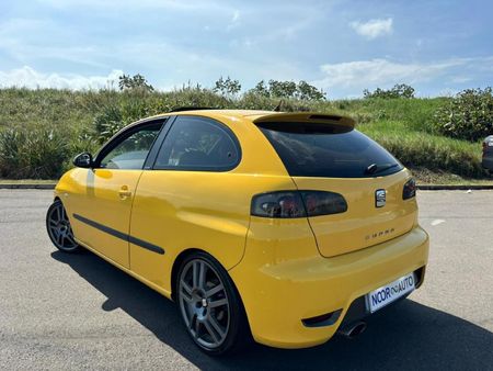 2006-SEAT-Ibiza-18T-Cupra-3-dr_4