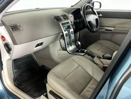 2006-Volvo-S40-T5-Auto_8