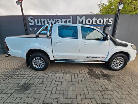 2015-Toyota-Hilux-30-D-4D-Legend-45-4x4-Auto-Double-Cab_6
