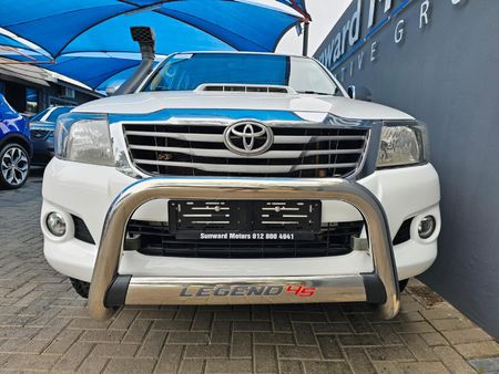 2015-Toyota-Hilux-30-D-4D-Legend-45-4x4-Auto-Double-Cab_8