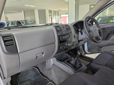 2005-Isuzu-KB-250Dc-Single-Cab_8