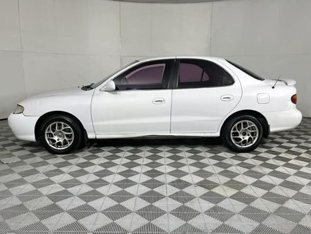 1998-Hyundai-Elantra-16-GLS-Auto_15