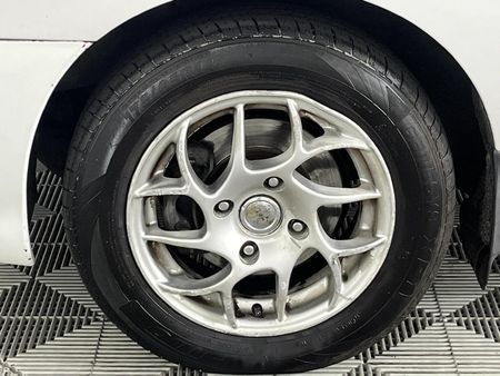 1998-Hyundai-Elantra-16-GLS-Auto_3
