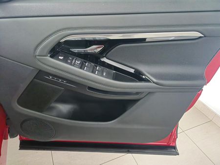 2022-Land-Rover-Range-Rover-Evoque-20D-SE-R-Dynamic-D200-147kW_11