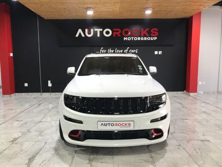 2015-Jeep-Grand-Cherokee-64-SRT-FITTED-WITH-WHIPPLE-SUPERCHAGER_4