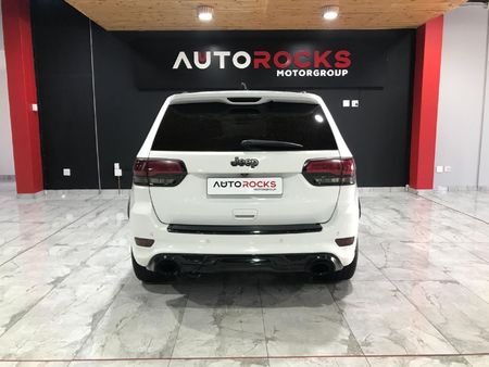 2015-Jeep-Grand-Cherokee-64-SRT-FITTED-WITH-WHIPPLE-SUPERCHAGER_6