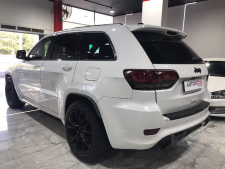 2015-Jeep-Grand-Cherokee-64-SRT-FITTED-WITH-WHIPPLE-SUPERCHAGER_8
